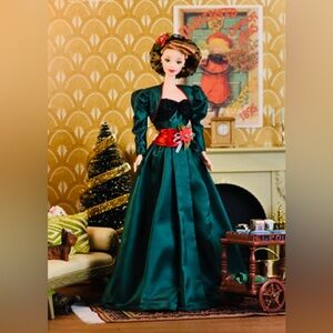 Gold Crown Hallmark Holiday Sensation Barbie 1998 Holiday Homecoming
